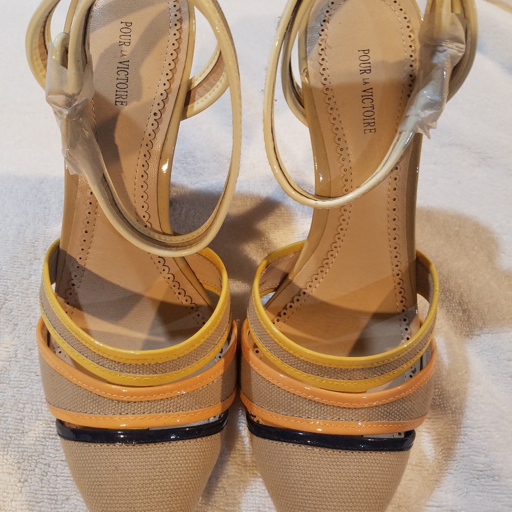 Heel - Picture 2 of 7